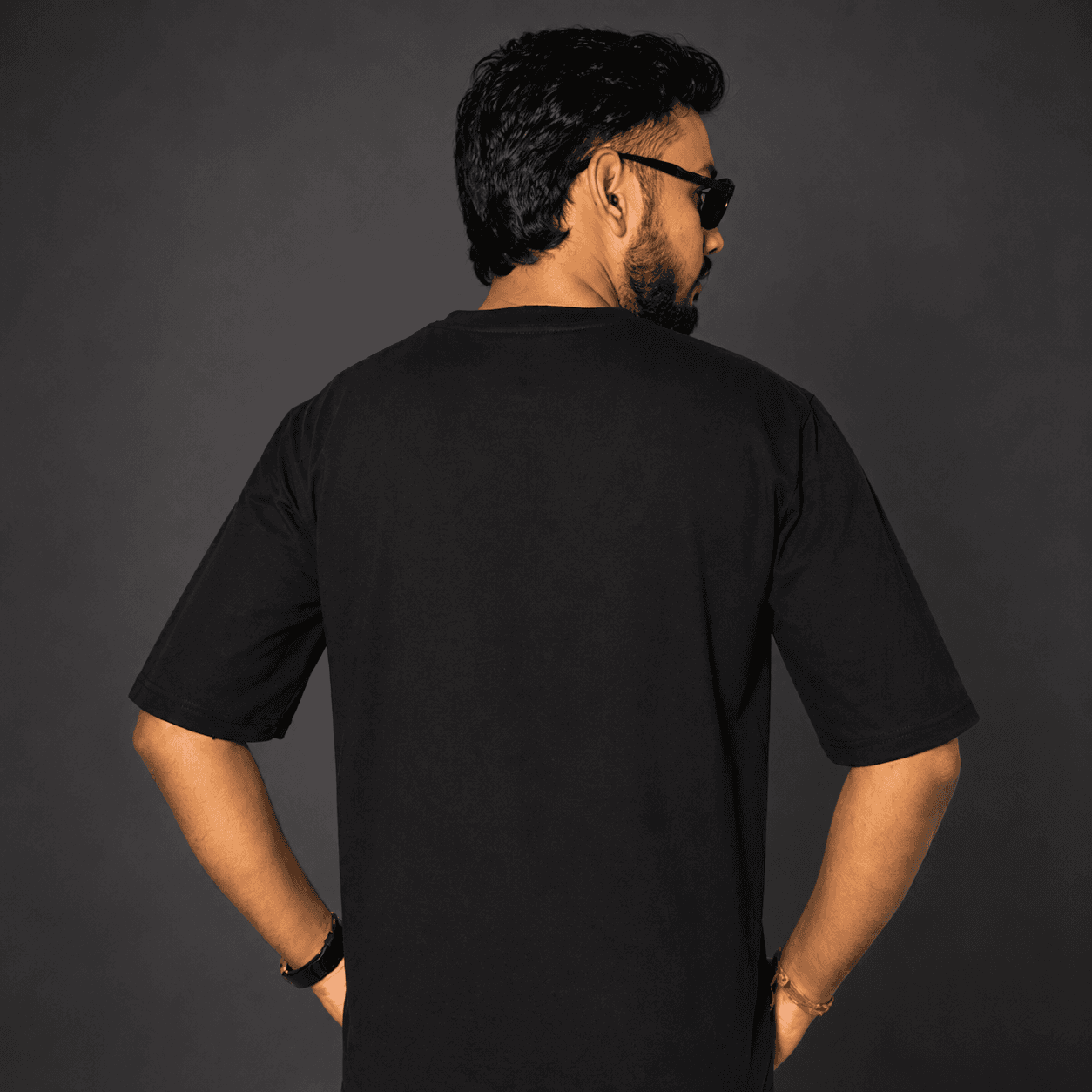 Black oversized T-shirt  2
