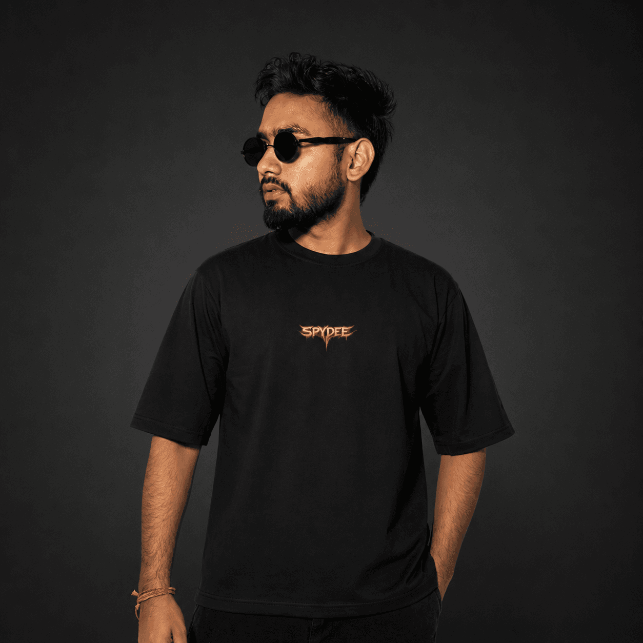 Crimson Divine Black oversized T-shirt  2