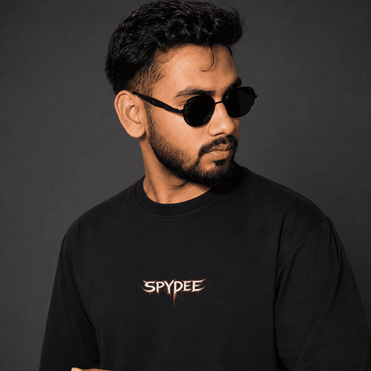 Black oversized T-shirt